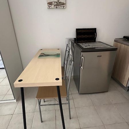 Melathron Rooms Nea Moudania Esterno foto